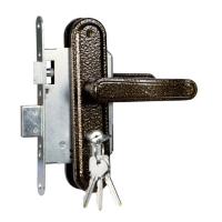 Замок врезной цилиндровый с защелкой в комплекте с ручкой ЗВ4.3/03 (бронза антик) 4кл. АБСОЛЮТ Замок врезной цилиндровый с защелкой в комплекте с ручкой ЗВ4.3/03 (бронза антик) 4кл. АБСОЛЮТ